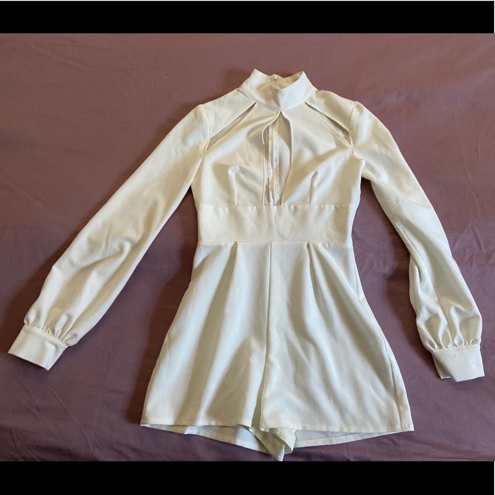 Misguided White long sleeve romper play suit